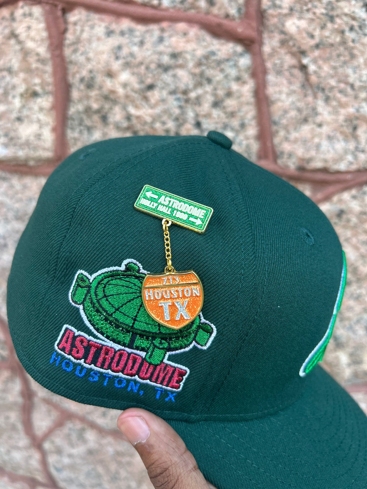 Astrodome pin (orange)